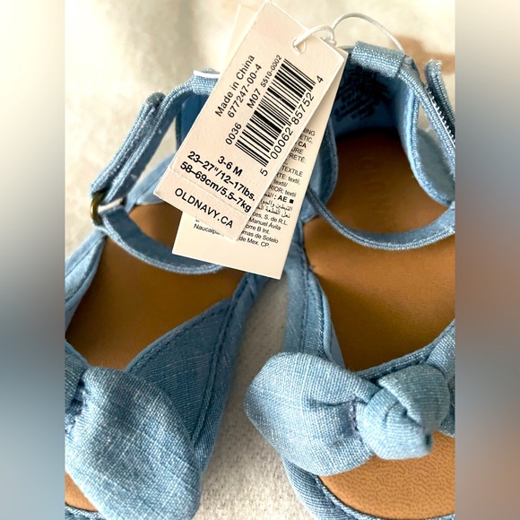 THREE PAIRS Baby Gap & Old Navy Spring/Summer Sandals Size 2 (3-6 Months) - Picture 3 of 7